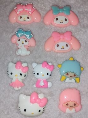 Sanrio Family DIY Flatback Acrylics. Set Of 9 Hello Kitty My Melody Twin Stars